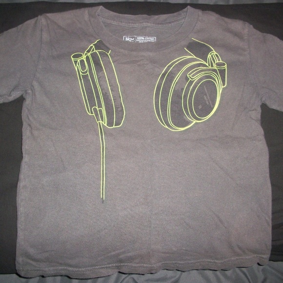 Now and Zen Other - ~ Adorable headphone print t-shirt ~